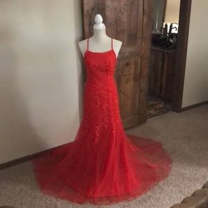 Berlinnova Dress Mermaid Style Red